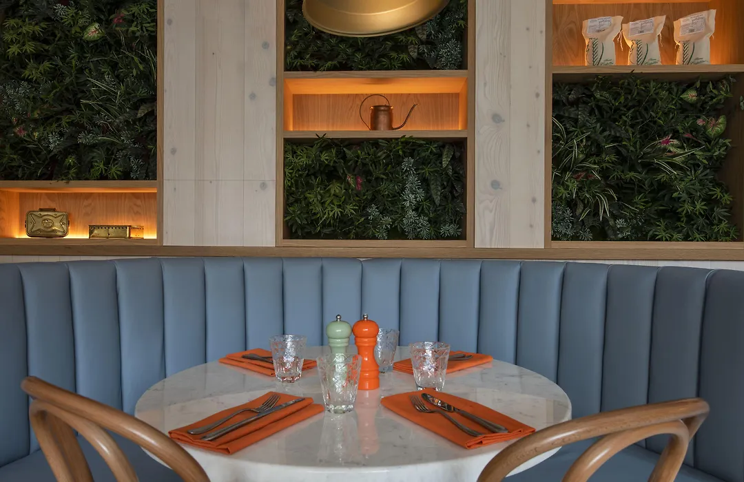 Lincoln Plaza Hotel London, Curio Collection By Hilton-1